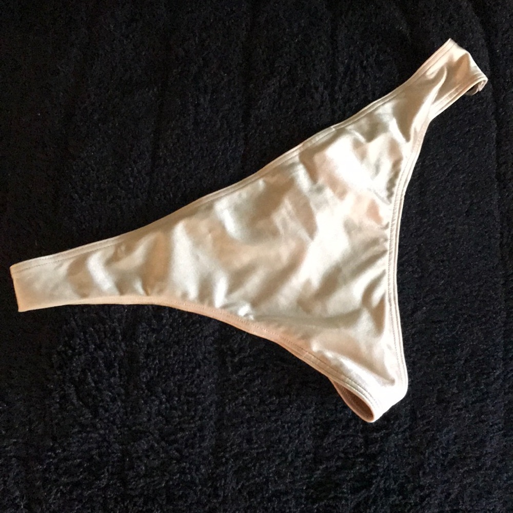 Victoria’s Secret panties (Sm)